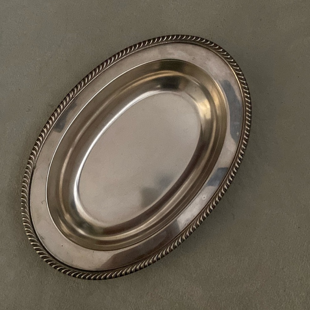Oneida LTD Fiesta Silver "12" x 8" Silver Plated Serving Dish